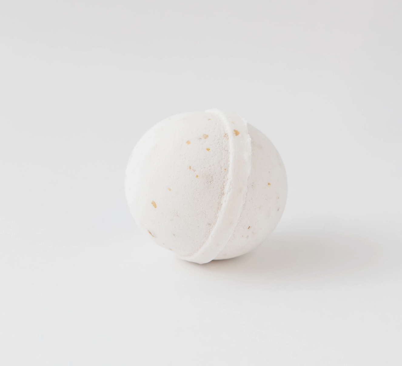Oatmeal Milk & Honey Bath Bomb