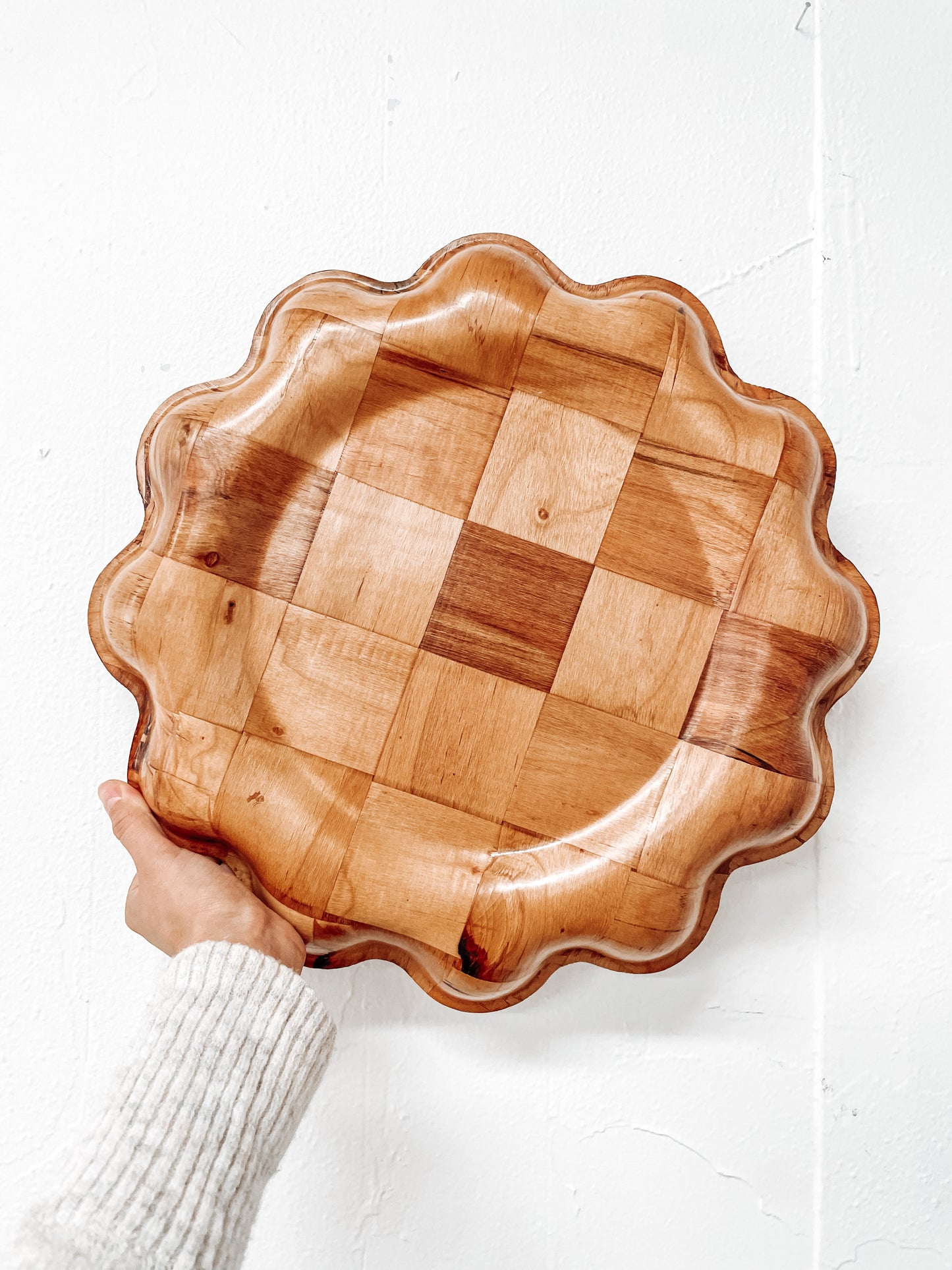 Scalloped Vintage Wood Tray