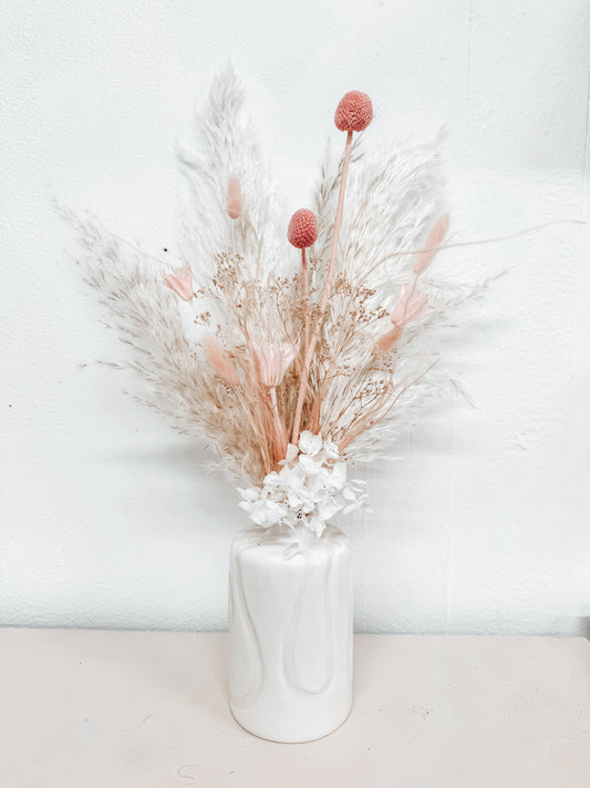 Pink + White Wavy Arrangement