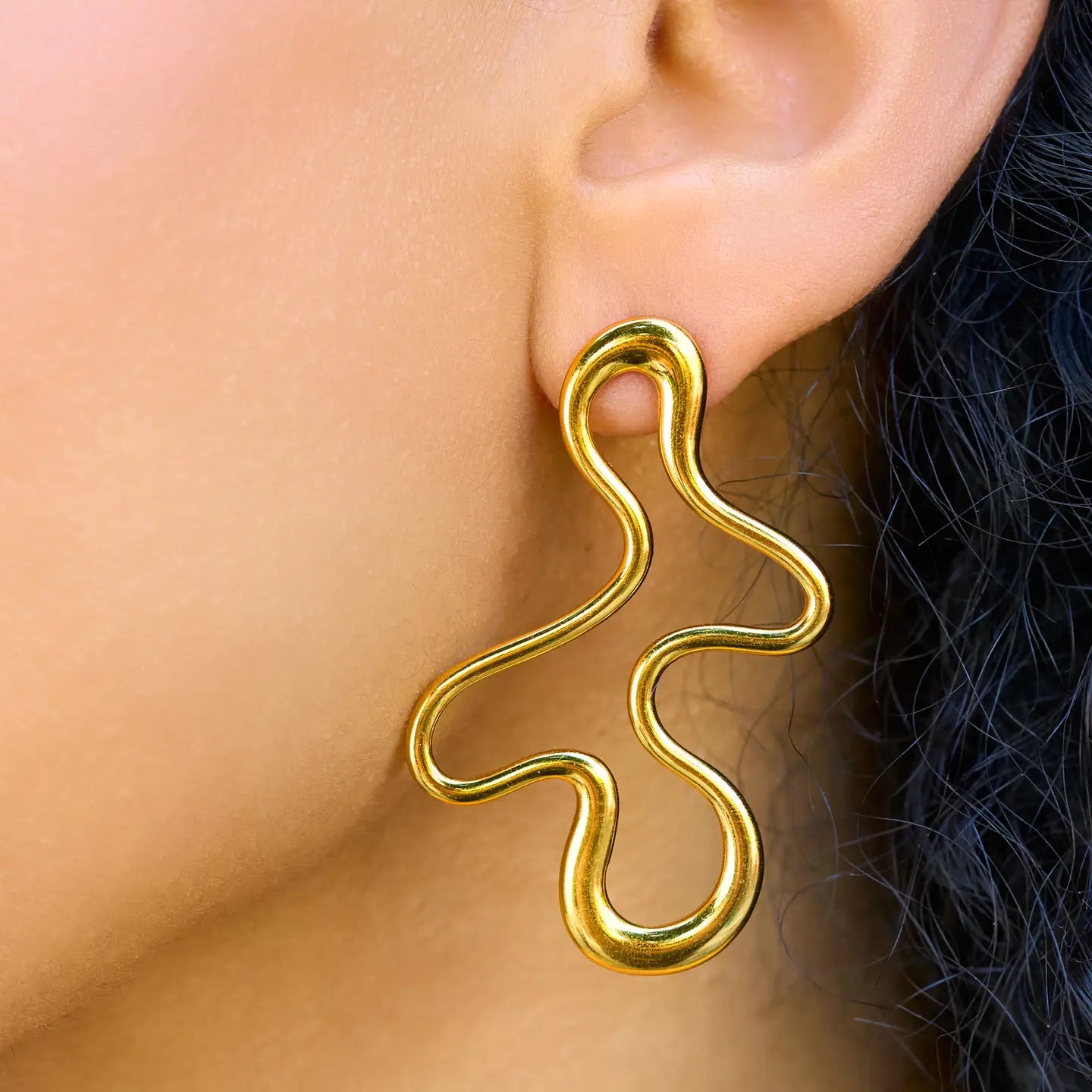 Amoeba Studs