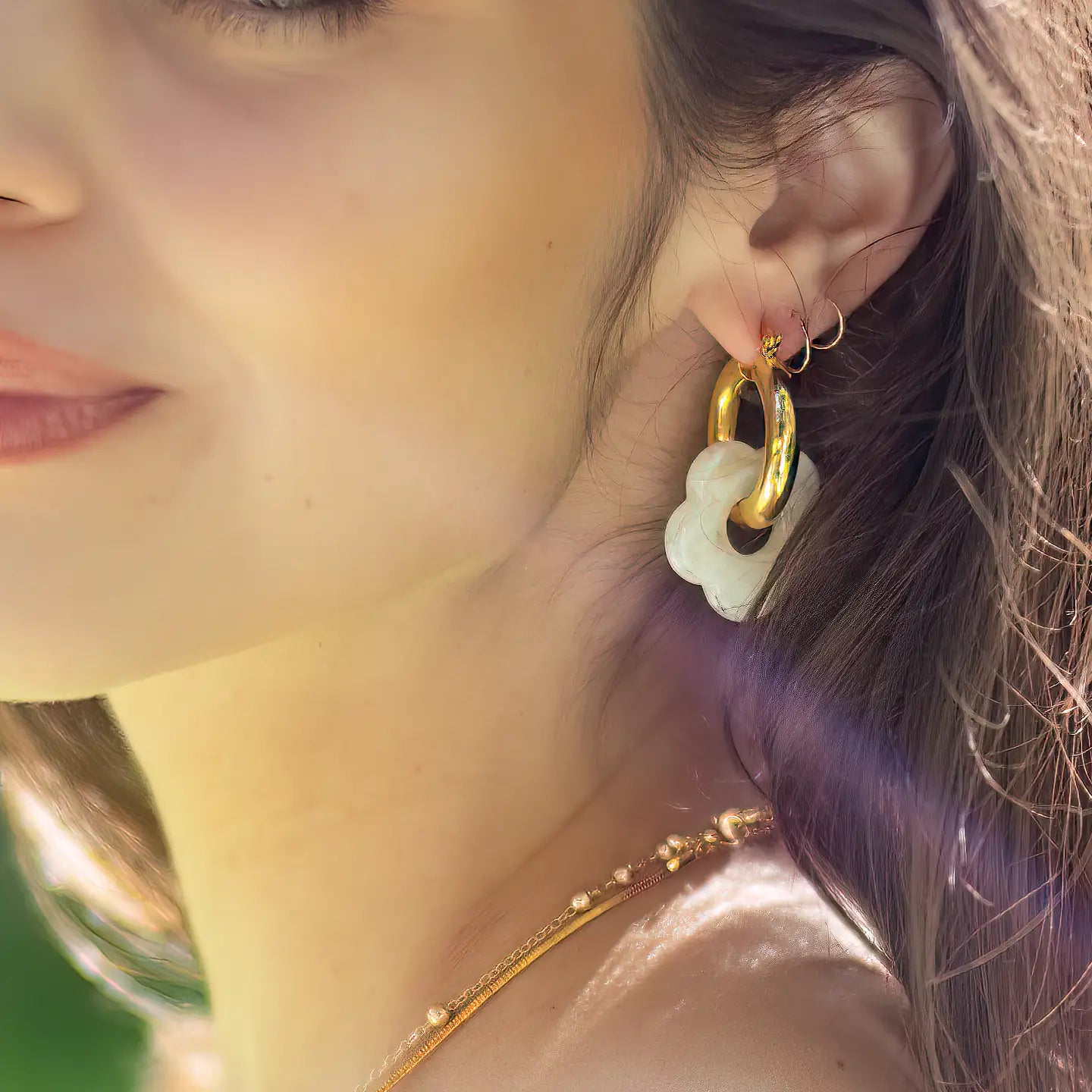Dazy Nights in Cloud Earrings