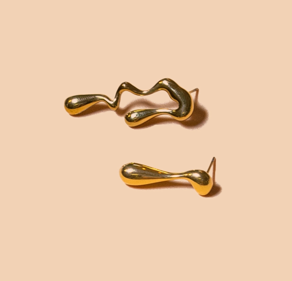 Vice Versa Studs