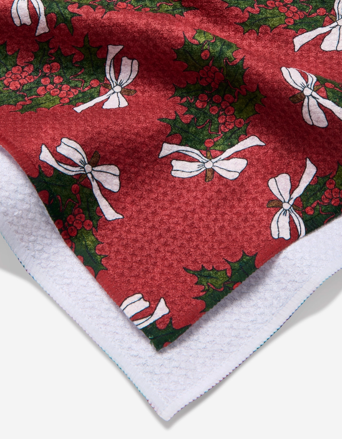 Christmas Berry Bow Towel