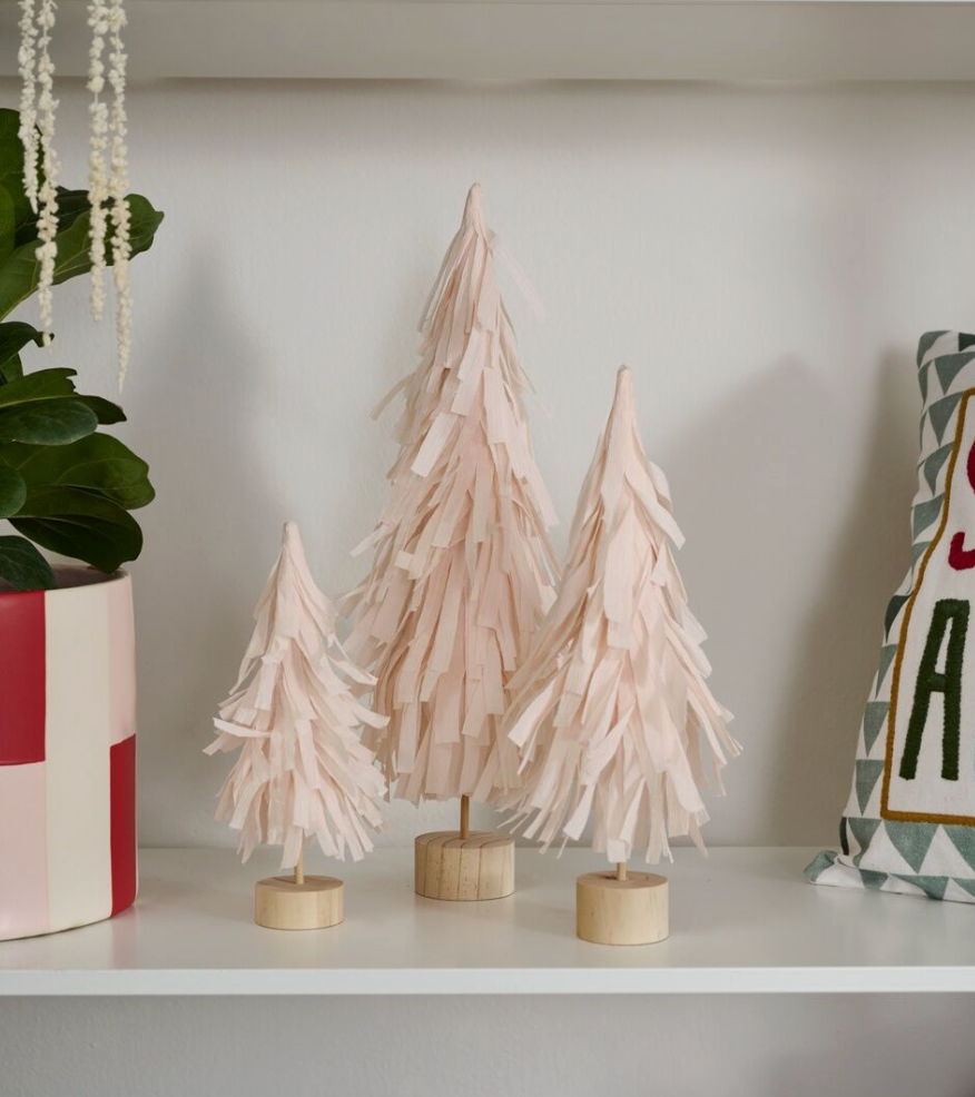 Light Pink Streamer Christmas Tree