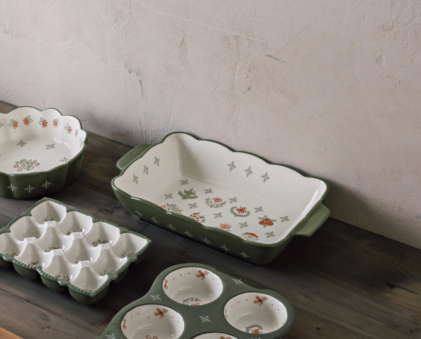 Camellia Stoneware Baking Dish