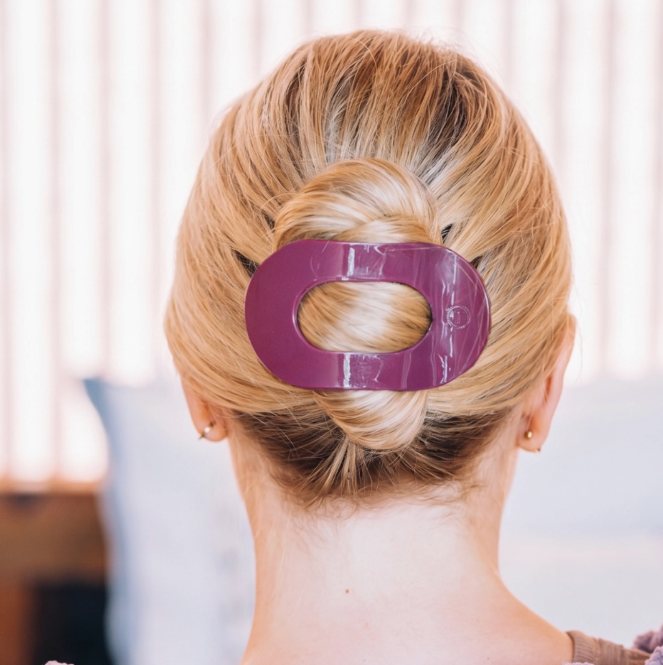 Flat Round Hair Clip - Mulberry
