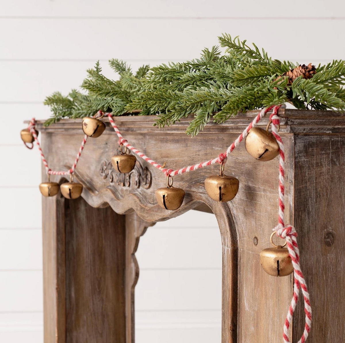 Twisted Rope with Gold Bells Garland