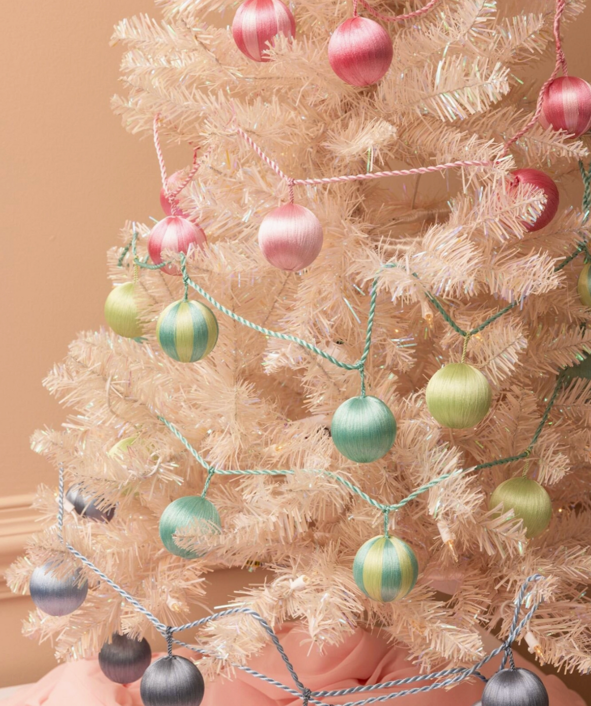 Silken Ball Ornament Garland