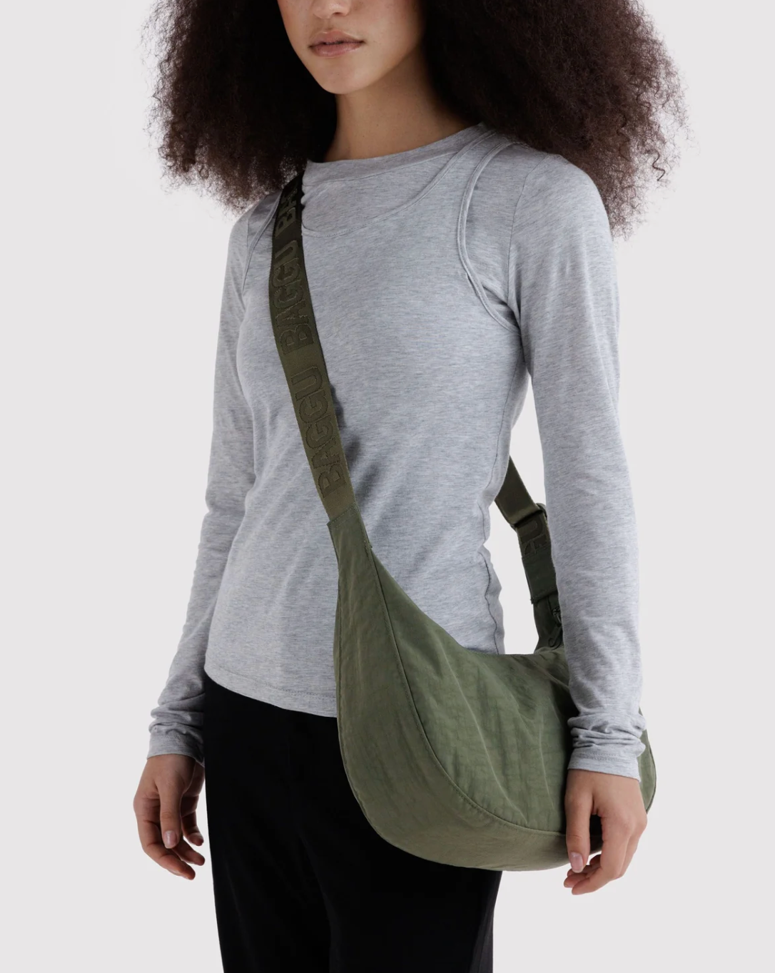 Baggu Medium Nylon Crescent Bag - Caper